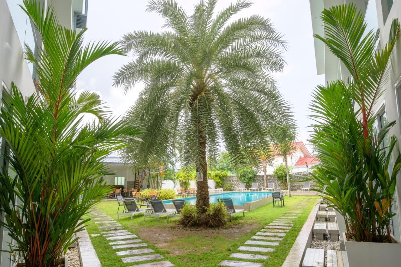 Cozy Resort Pattaya Exterior foto